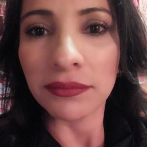 Meet your Posher, Fidelina